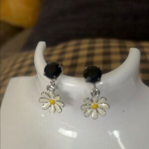 Elegant Silver Daisy Drop Black Swarvoski Earrings